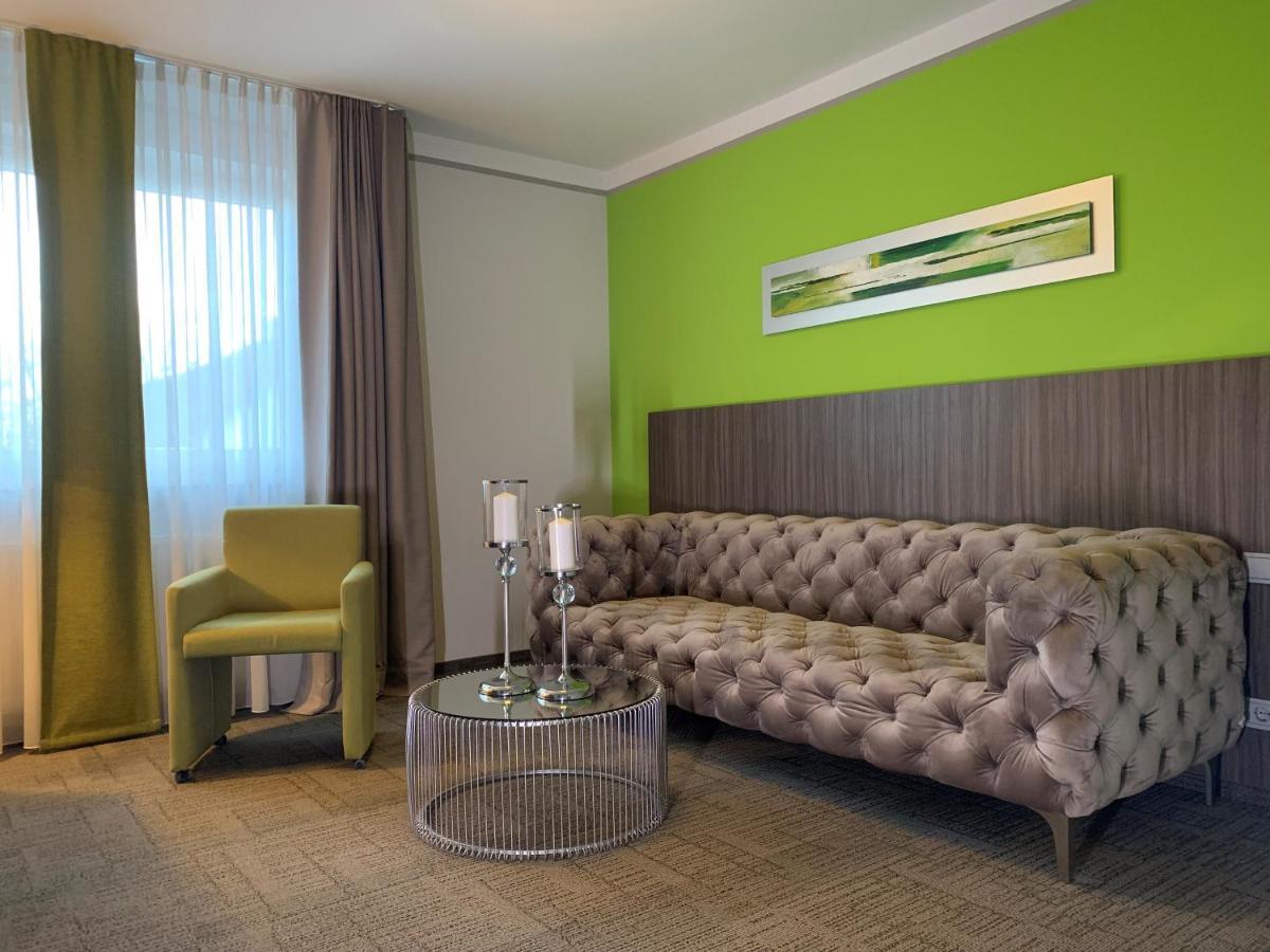 Hotel Ambiente Walldorf Walldorf  Exteriör bild