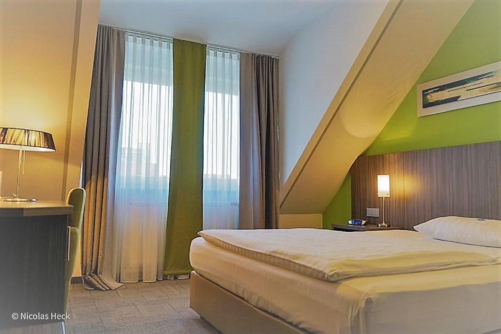 Hotel Ambiente Walldorf Walldorf  Exteriör bild